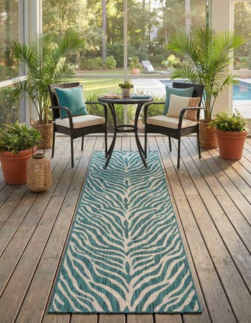 2' 7 x 10' Easy-Clean Safari Indoor / Outdoor Runner Rug