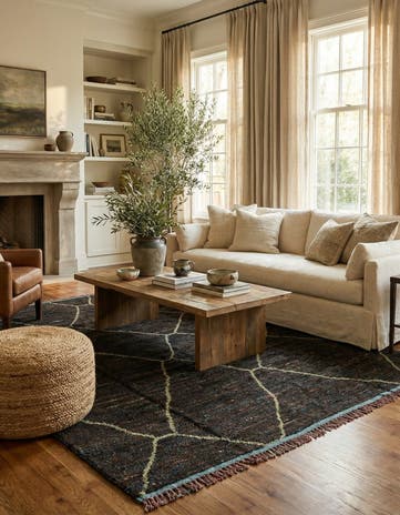 8' x 10' 4 Hand Knotted Moroccan Wool Rug