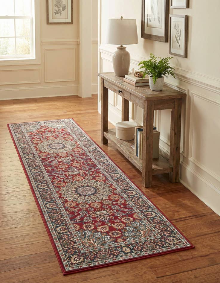 Detail image of 2' 7 x 10'  Washable Traditional Indoor / Outdoor Runner Rug