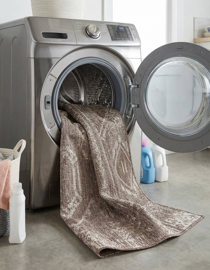 Detail image of 2' x 6'  Washable Bohemian Indoor / Outdoor Runner Rug