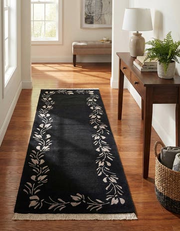2' 7 x 8' 1 Hand Knotted Darya Wool Runner Rug