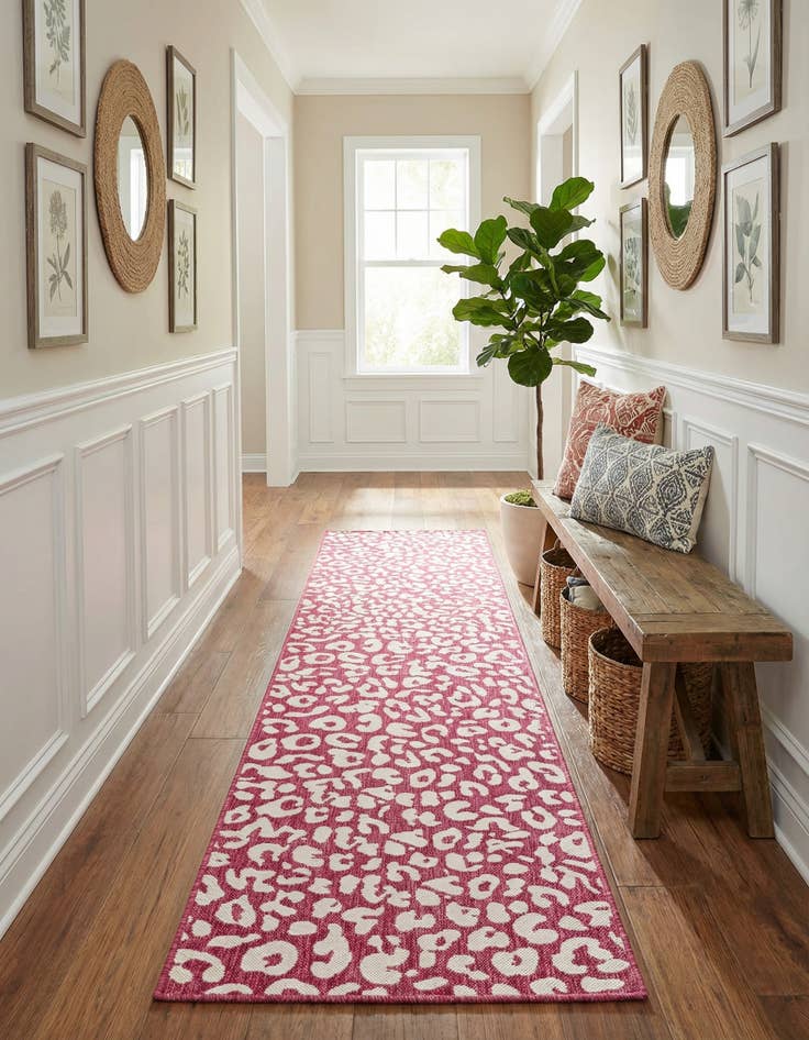 Detail image of  2' 7 x 10'  Washable Safari Indoor / Outdoor Runner Rug