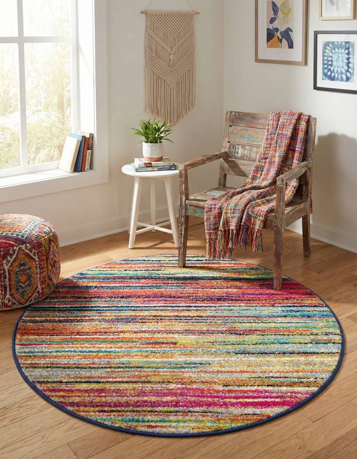 Detail image of  3' x 3' Azalea Round Rug