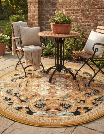 5' 3 x 5' 3 Easy-Clean Traditional Indoor / Outdoor Round Rug