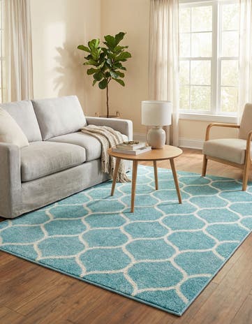Light Blue Lattice Frieze Rug