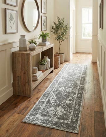 2' 7 x 10' Veneto Runner Rug