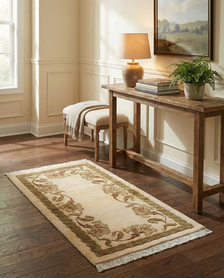 Detail image of 2' 7 x 4' 8 Hand Knotted Darya Wool Rug