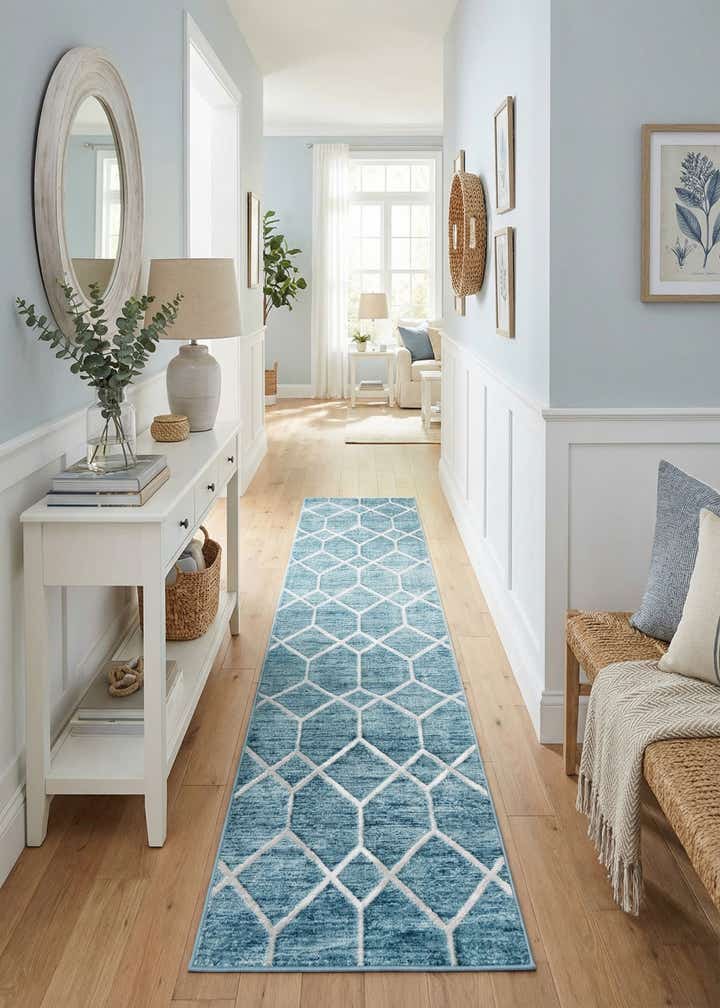 2' 7 x 16' 5 Lattice Trellis Runner Rug