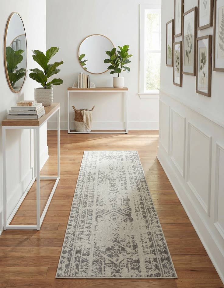 Detail image of  2' 7 x 10' Lennon Runner Rug