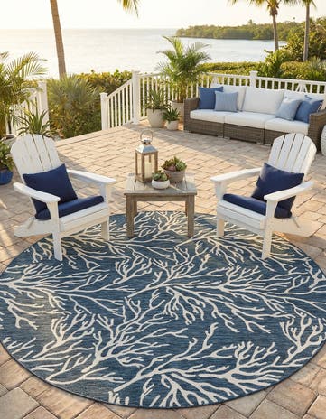 10' x 10' Easy-Clean Coastal Indoor / Outdoor Round Rug