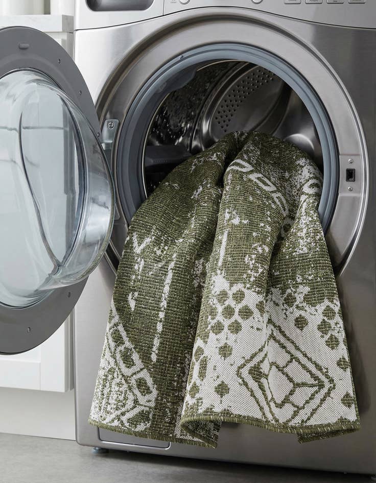 Detail image of  7' x 7'  Washable Bohemian Indoor / Outdoor Square Rug