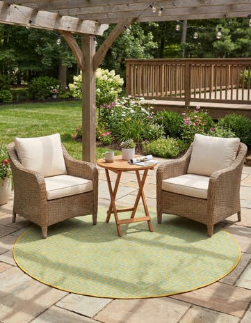 6' 7 x 6' 7 Easy-Clean Jill Zarin Costa Rica Indoor / Outdoor Round Rug