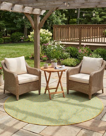 6' 7 x 6' 7 Easy-Clean Jill Zarin Costa Rica Indoor / Outdoor Round Rug