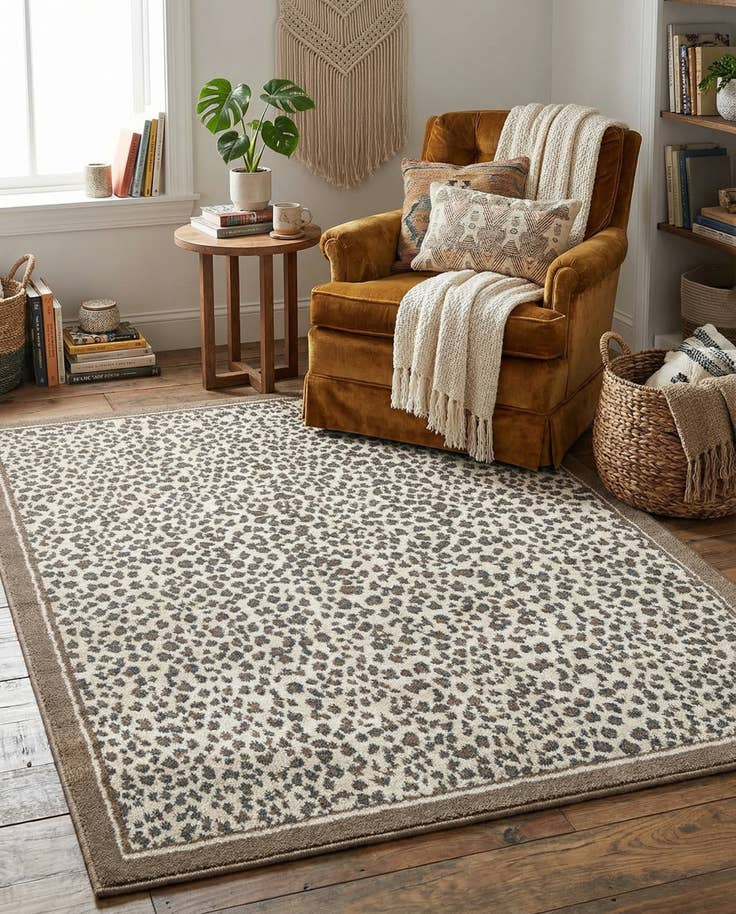 Detail image of 5' x 7' Savannah Rug