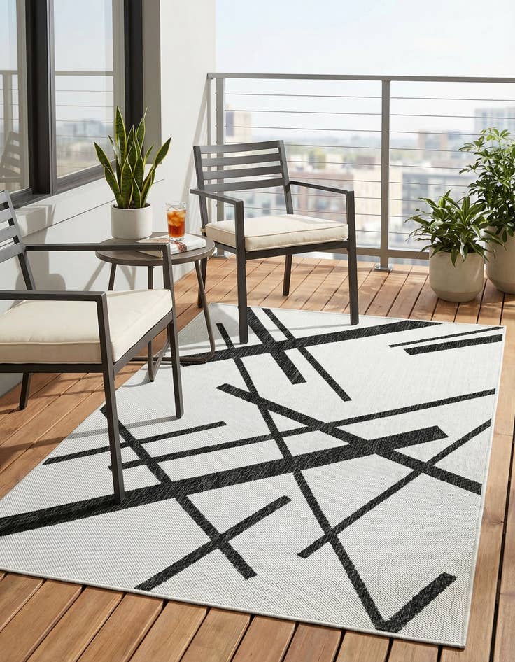 Detail image of 4' x 6'  Washable Modern Indoor / Outdoor Rug