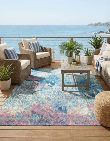 7' x 10' Easy-Clean Coastal Indoor / Outdoor Rug