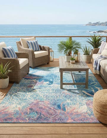 7' x 10' Easy-Clean Coastal Indoor / Outdoor Rug