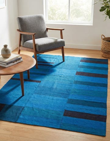 4' 8 x 6' 4 Hand Woven Kilim Modern Wool Rug