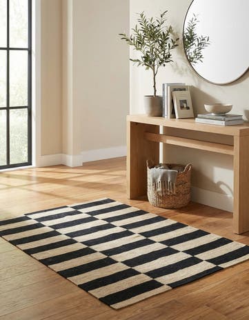 2' 8 x 3' 9 Hand Woven Kilim Modern Wool Rug
