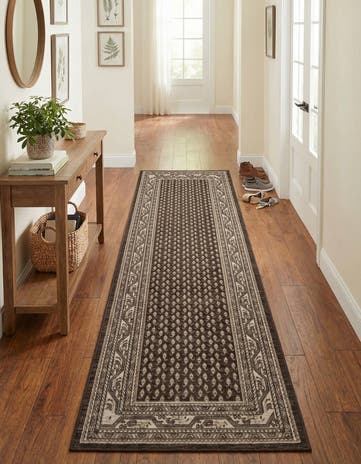 2' 9 x 9' 10 SoHo Runner Rug