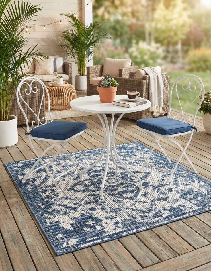 Detail image of 1' 4 x 1' 4  Washable Jill Zarin Dubai Indoor / Outdoor Sample Rug