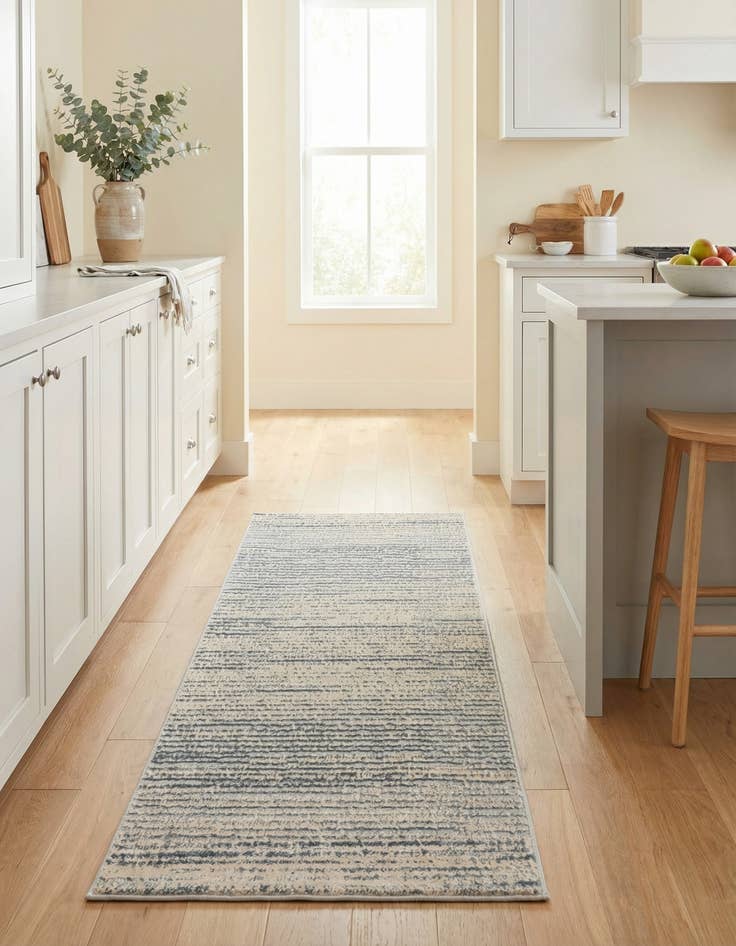 Detail image of 2' x 6' Oasis Runner Rug