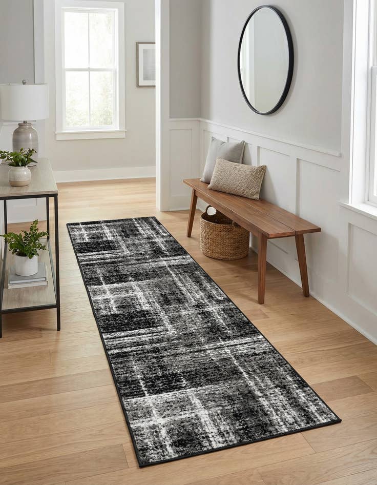 Detail image of 2' 7 x 10' Laguna Runner Rug