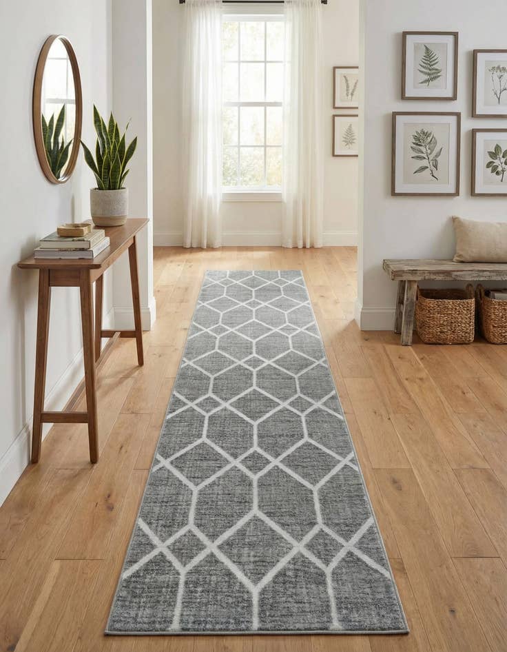 Detail image of 2' 7 x 13' Lattice Trellis Runner Rug