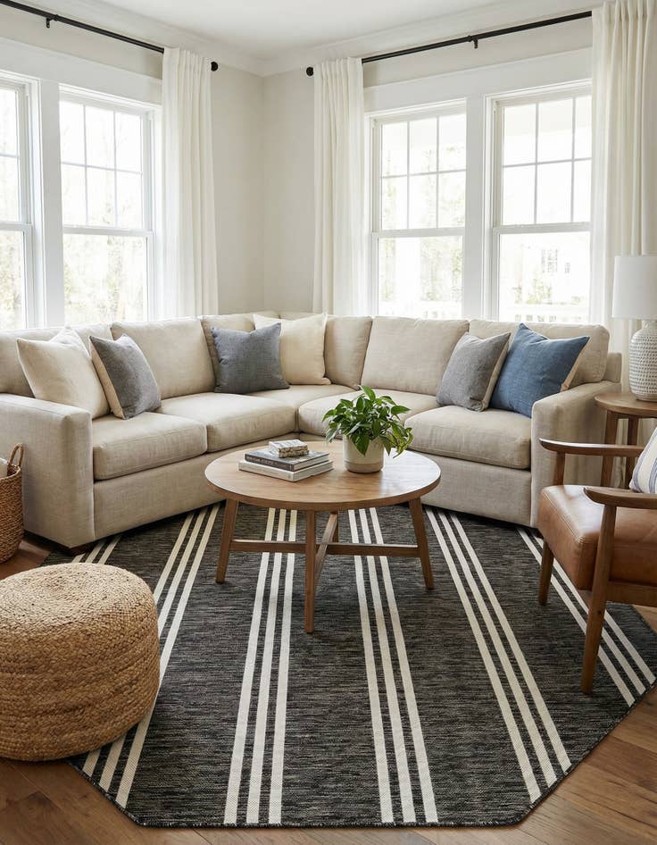 Detail image of 7' 10 x 7' 10  Washable Jill Zarin Anguilla Indoor / Outdoor Octagon Rug