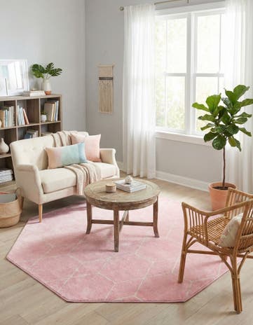Light Pink Lattice Frieze Octagon Rug