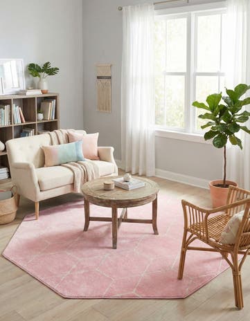 Light Pink Lattice Frieze Octagon Rug