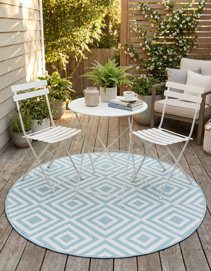 Detail image of 3' x 3'  Washable Sabrina Soto Indoor / Outdoor Round Rug