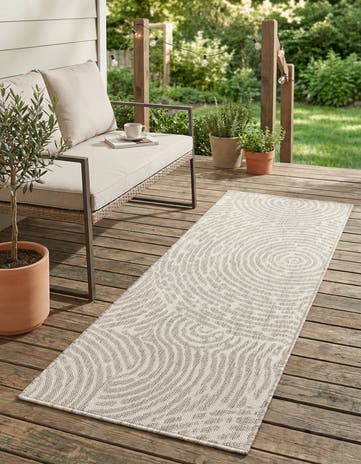 2' x 5' 3 Easy-Clean Modern Indoor / Outdoor Runner Rug