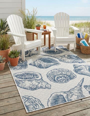 5' 3 x 7' Easy-Clean Coastal Indoor / Outdoor Rug