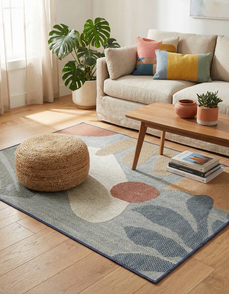 Detail image of  4' 1 x 6' 1  Washable Baja Indoor / Outdoor Rug