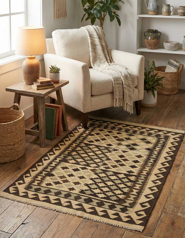 Detail image of 3' 1 x 4' 10  Hand Woven Kilim Maymana Wool Rug