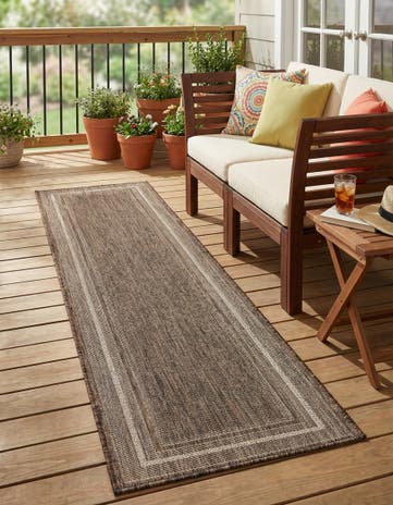 2' x 8' Easy-Clean Border Indoor / Outdoor Runner Rug