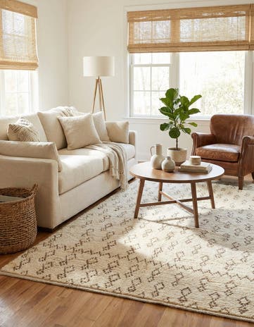 5' x 7' 8 Hand Knotted Moroccan Wool Rug