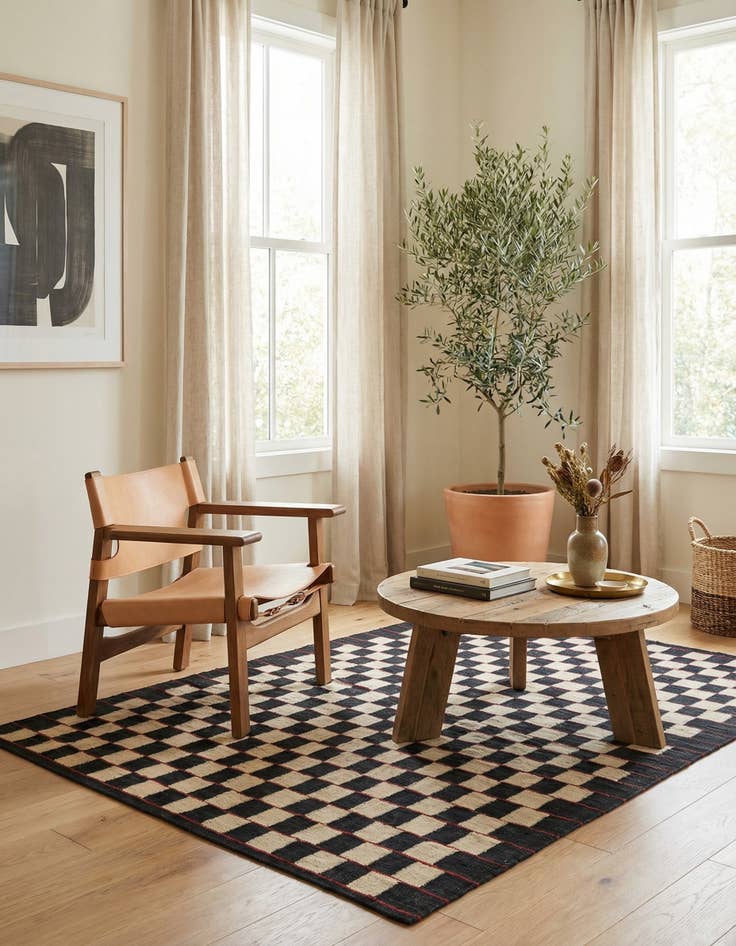 Detail image of 4' 2 x 5' 9  Hand Woven Kilim Modern Wool Rug