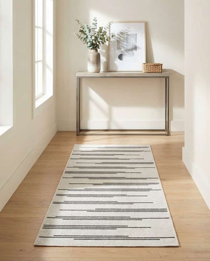 2' x 6' Easy-Clean Modern Indoor / Outdoor Runner Rug