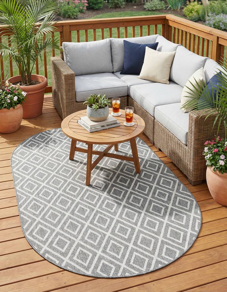 Detail image of 5' 3 x 8'  Washable Jill Zarin Turks and Caicos Indoor / Outdoor Oval Rug