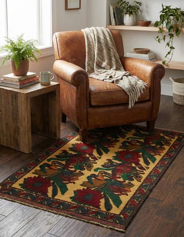 3' x 4' 10 Hand Knotted Sumak Wool Rug
