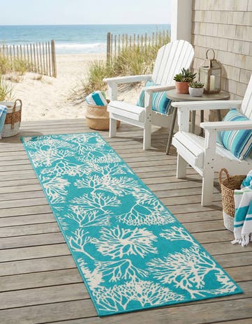 2' 7 x 10' Easy-Clean Coastal Indoor / Outdoor Runner Rug