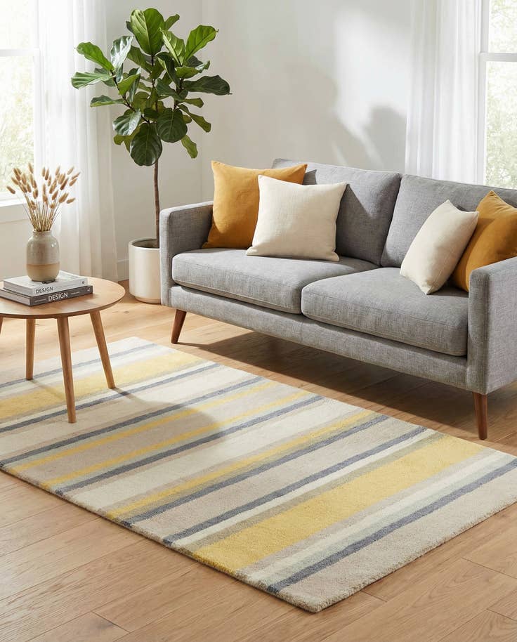 Detail image of 2' 8 x 4' 10 Luna Wool Rug