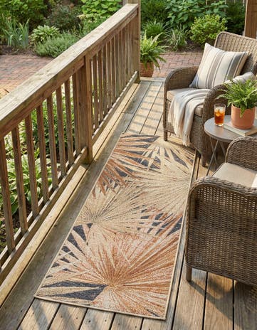 2' x 5' Easy-Clean Botanical Indoor / Outdoor Runner Rug