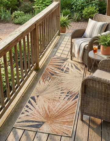 2' x 5' Easy-Clean Botanical Indoor / Outdoor Runner Rug