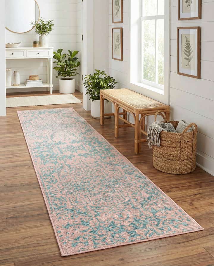 2' x 8' Easy-Clean Jill Zarin Dubai Indoor / Outdoor Runner Rug