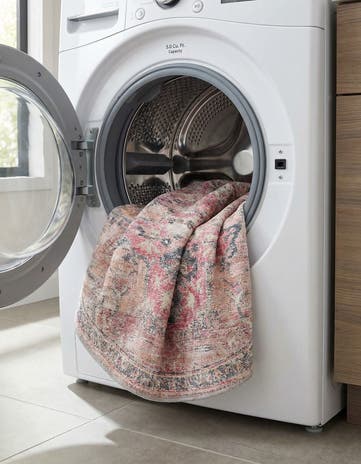 3' 3 x 3' 3 Washable Nostalgia Round Rug