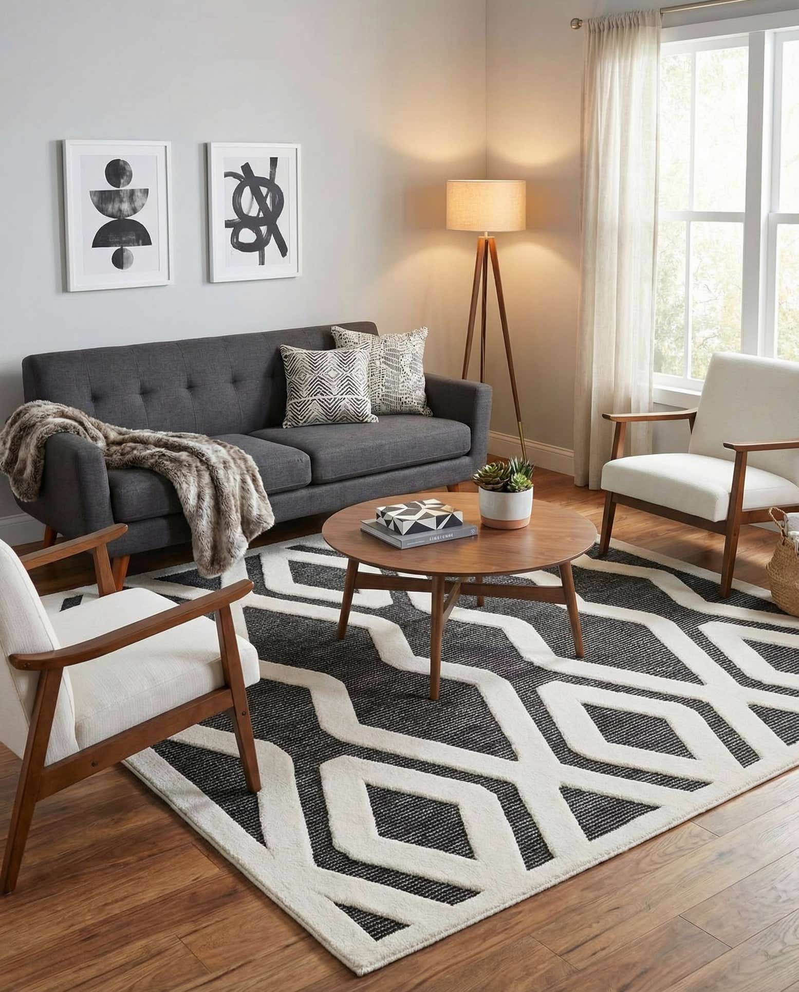 7' 10 x 7' 10 Prismatic Square Rug