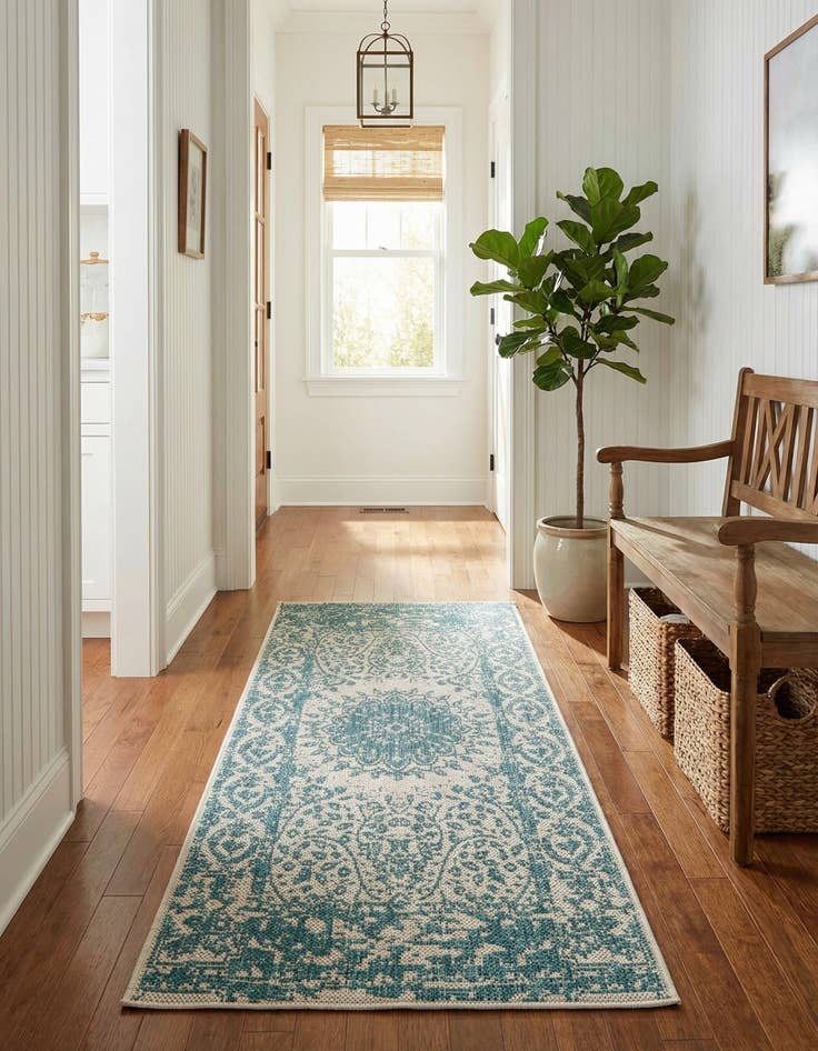 Detail image of  2' x 4'  Washable Traditional Indoor / Outdoor Runner Rug